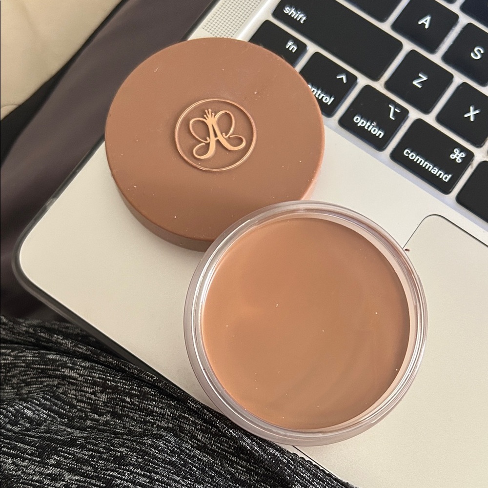Anastasia Beverly Hills Bronzer - Caramel